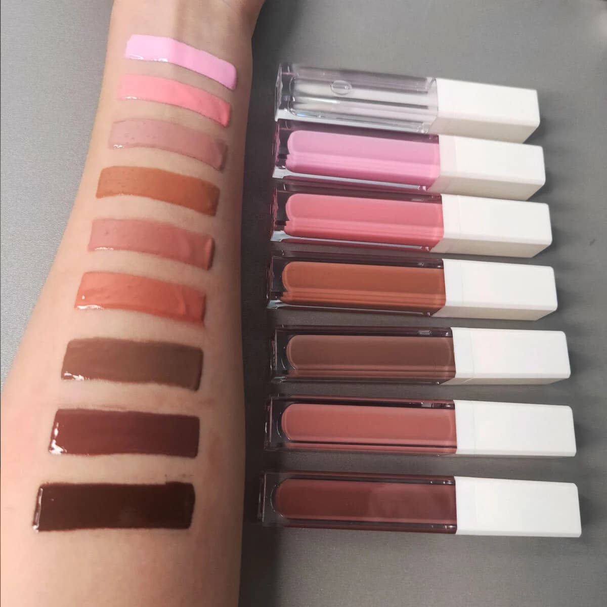 New Style | Shimmer Lip Gloss Manufacturer - Glitter Formulation